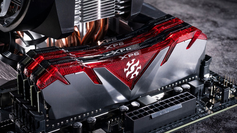 XPG GAMMIX D30 DDR4 RAM satışa sunuldu