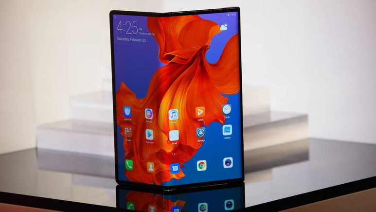 Huawei katlanabilir yeni telefonların sinyalini verdi