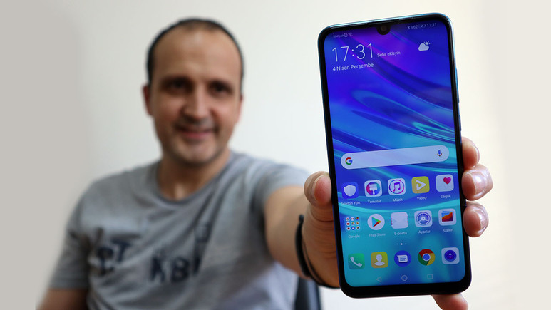 Huawei P smart 2019 inceledik! (video)