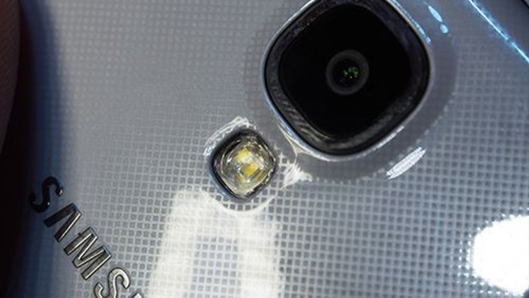 Samsung'dan dört akıllı telefon daha geliyor!