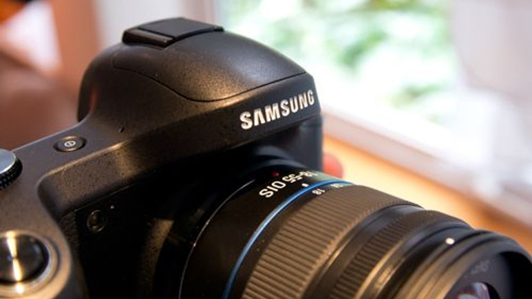 İşte Samsung'un cep yakan yeni aynasızı!