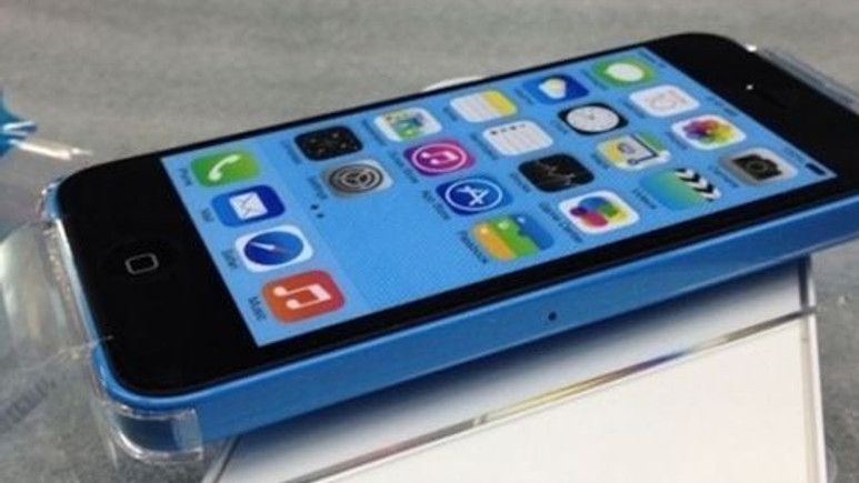 Yeni Apple iPhone 5C TV reklamı