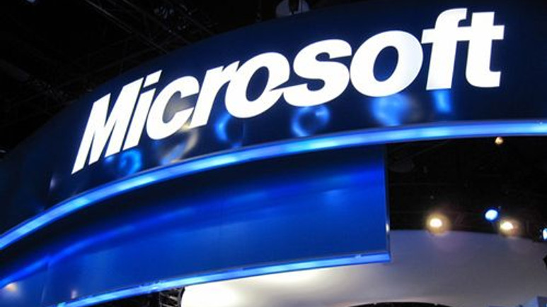 Microsoft, Google Glass'a rakip oluyor!