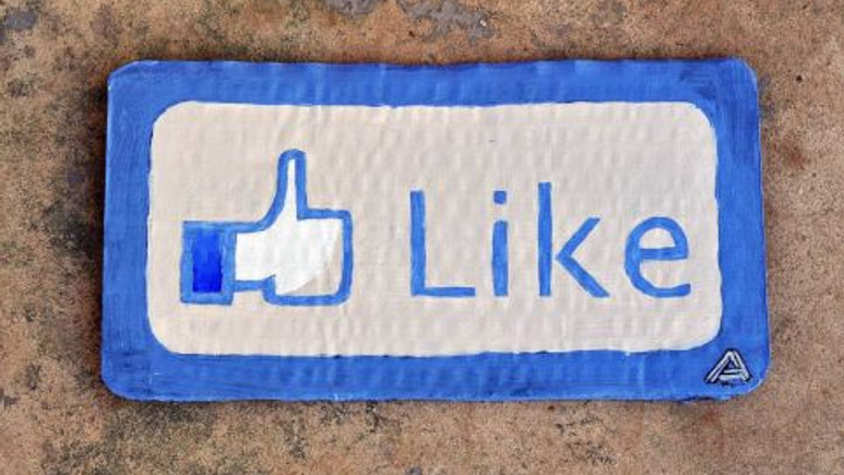 Facebook, farenizi de takip edecek!