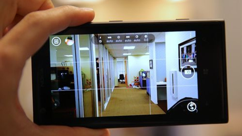 Nexus 5 vs Lumia 1020 kamera savaşı! (Karşılaştırma)