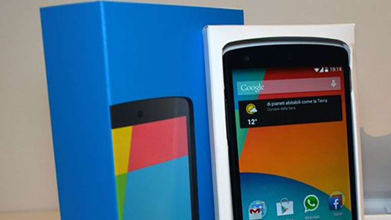 Nexus 5 kutusundan çıkıyor! (Video)