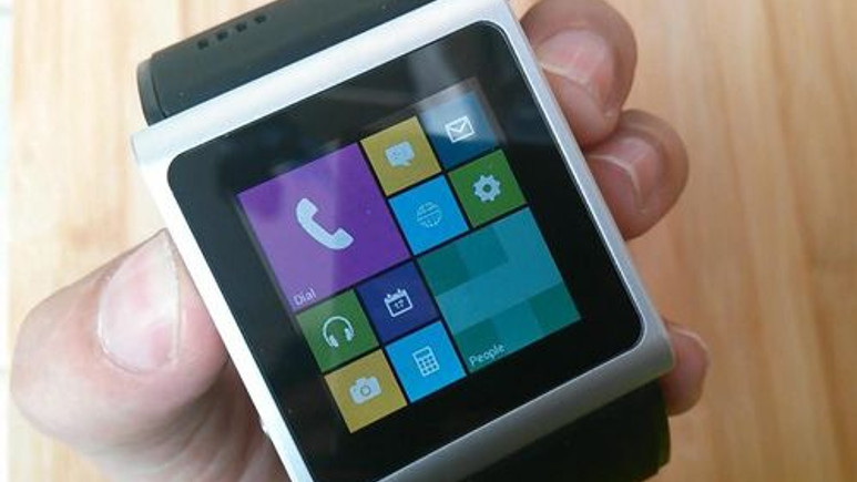 Yeni akıllı saate yakından bakın: Goophone!