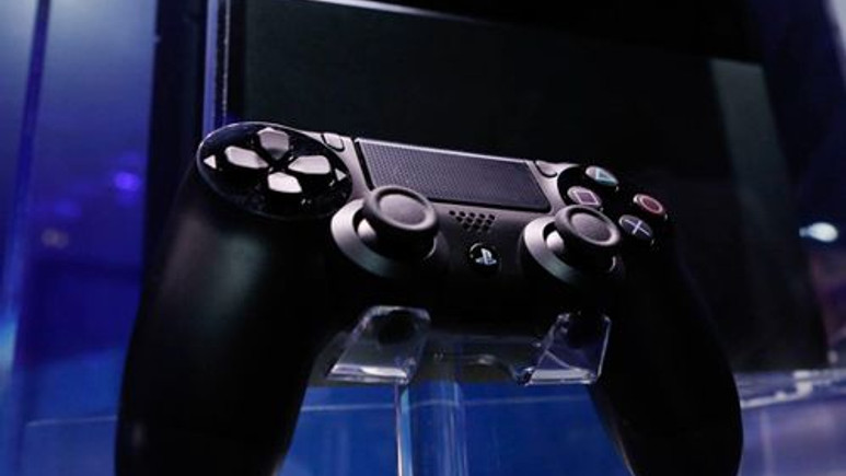 PlayStation 4 çıktı, işte ilk görüntüler ve çıkış videosu!
