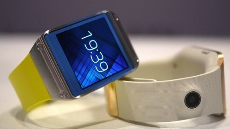 Galaxy Gear ilk güncellemesine kavuştu