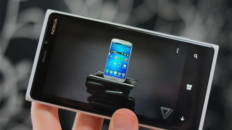 Samsung ve Nokia fena kapıştı