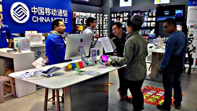 Apple 100 yılın en büyük anlaşmasını yaptı!