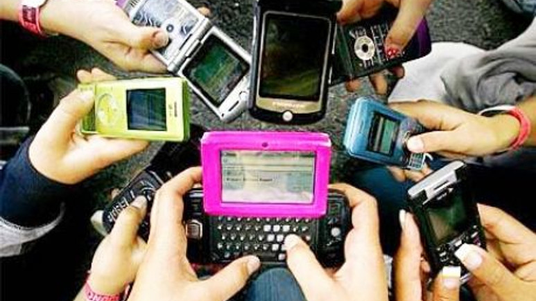 Günün Sorusu: Sizce Hangi marka kullanıcılarına daha çok önem veriyor?