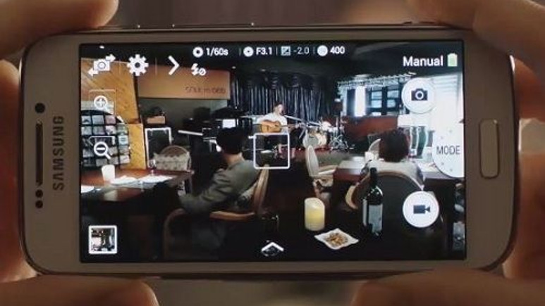 Galaxy S5 Zoom göründü