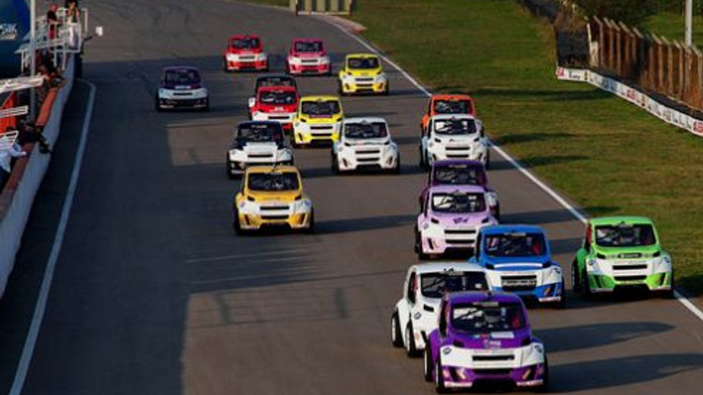 İlk Türk yarış otomobili VOLKICAR, Automechanika'da!