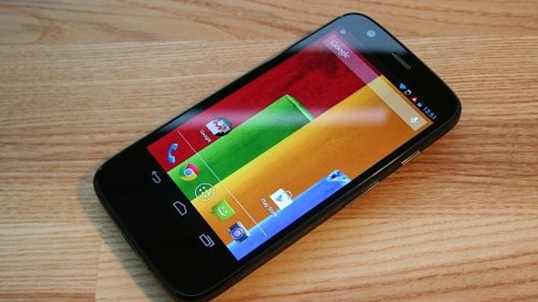 Motorola'dan ince tasarımlı Moto E geliyor