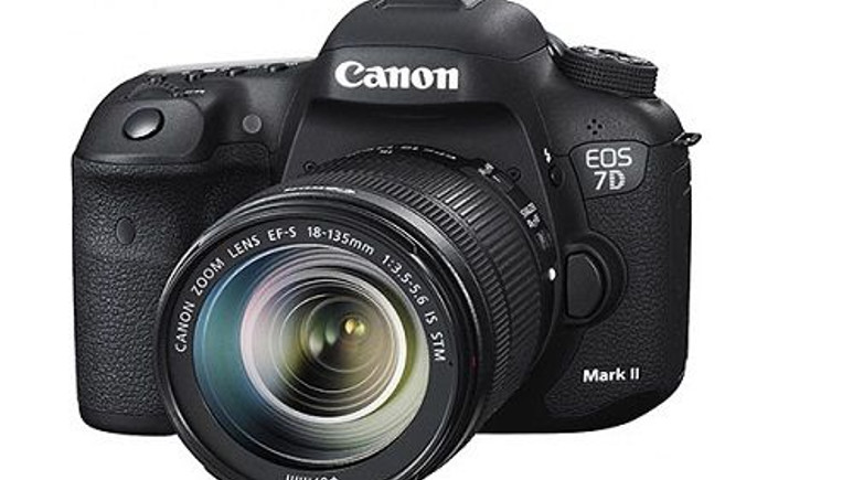 Canon 7D Mark II tanıtım öncesi sızdı