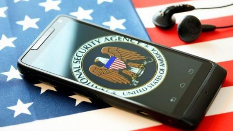 NSA, kullanıcı bilgilerini vermeyen Yahoo'yu tehdit etti!