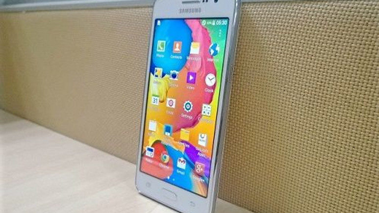 Samsung'un yeni telefonu kameralara yakalandı