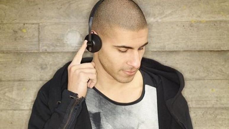 Sony'den kablosuz stereo Bluetooth kulaklık: Sony SBH60