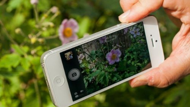 iPhone’u DSLR fotoğraf makinasına çeviren uygulama!