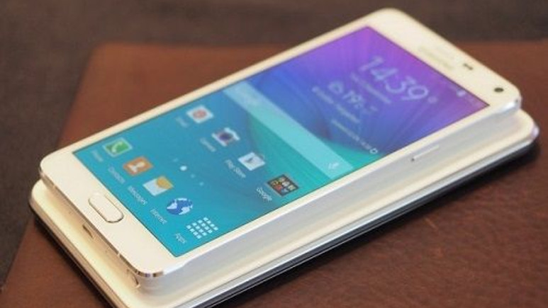 Samsung'a göre Galaxy Note 4'teki boşluk bir sorun oluşturmuyor