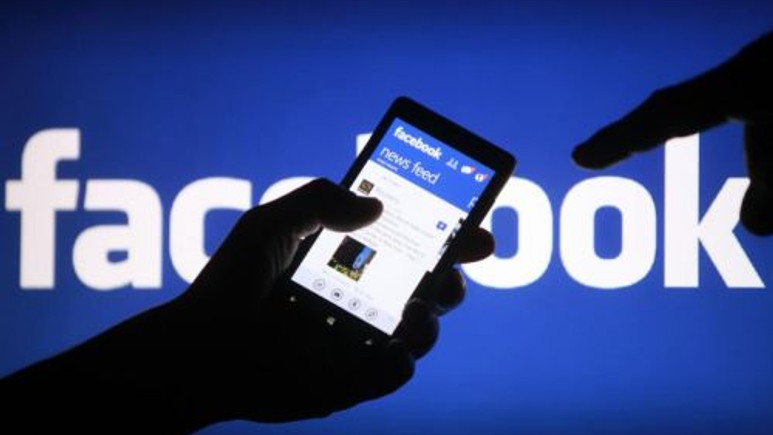 Facebook Kısa Süreliğine Bakıma Alındı