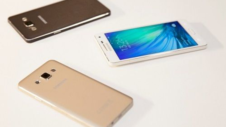 Galaxy A3 ve Galaxy A5 satışa sunuldu