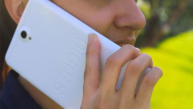 İşte dünyanın ilk 7 inç akıllı telefonu