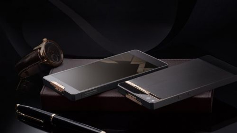 Titanyum ve altın kaplama lüks akıllı telefon: Gresso Regal Black