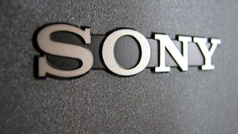 Sony, Twitter'ı mahkemeye vermekle tehdit etti