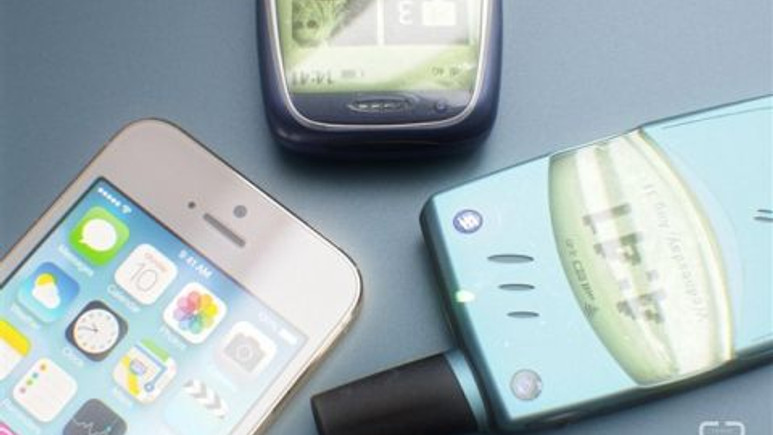 Nokia 3310 ve Ericsson T28S akıllı telefon olsaydı nasıl görünürdü?