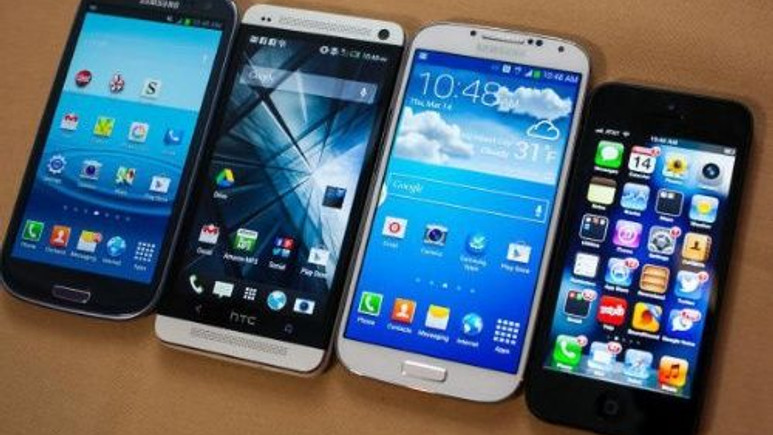 Akıllı telefon kullanıcılarına Bakan Elvan'dan müjde!
