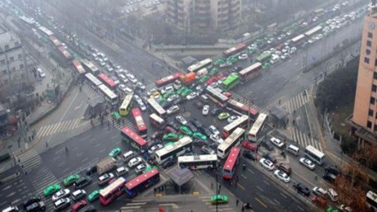 Akıllı ışıklar trafik sorununa çözüm olacak mı?