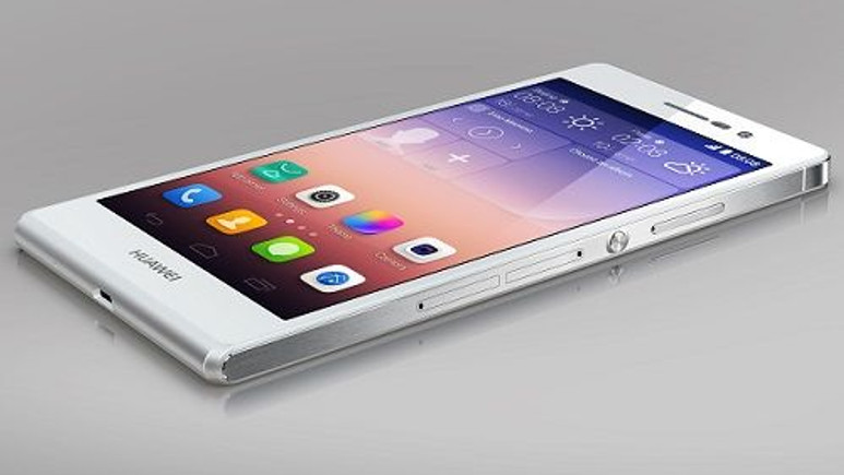 Huawei P8 Lite ince çerçevesiyle dikkat çekiyor
