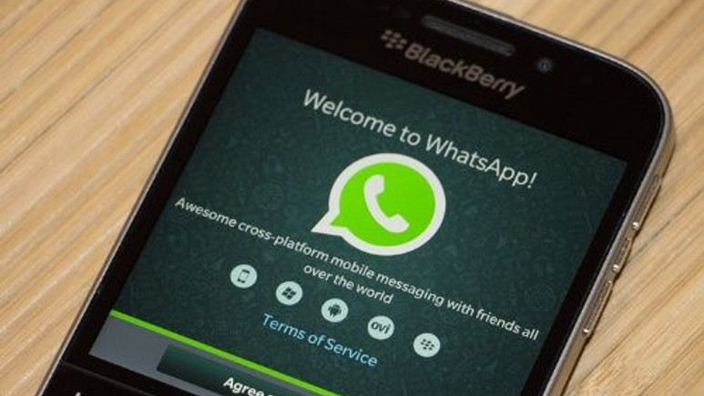 WhatsApp sesli arama özelliği BlackBerry'de!