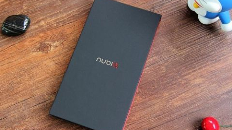 ZTE'nin Nubia Z9 etkinlik davetini görünce şaşıracaksınız!