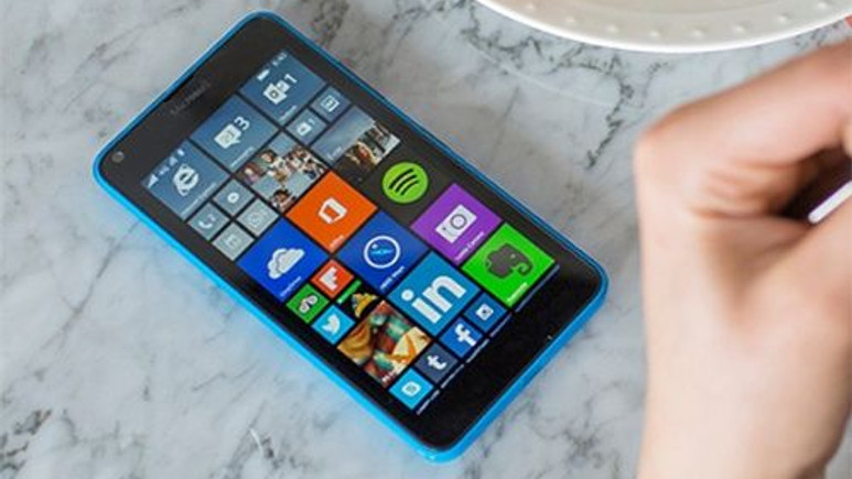Windows 10'u ilk alacak telefon Microsoft Lumia 640 olacak!