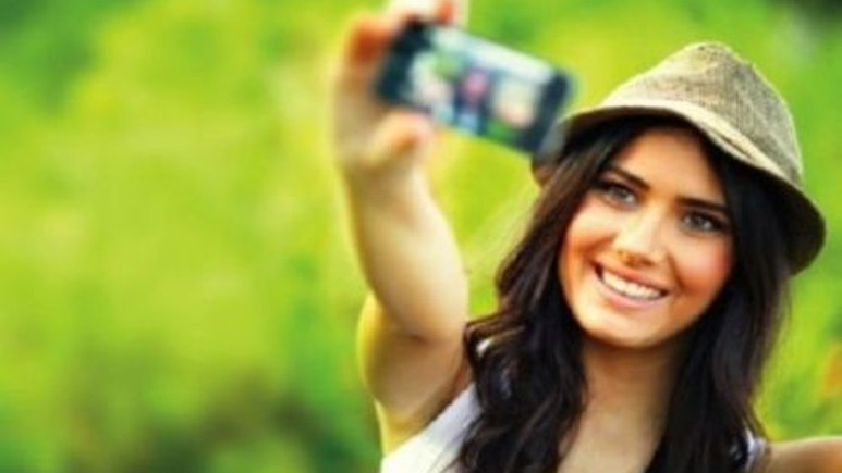 Oy pusulasıyla Selfie çeken 29 kişiye yüklü para cezası kesildi!