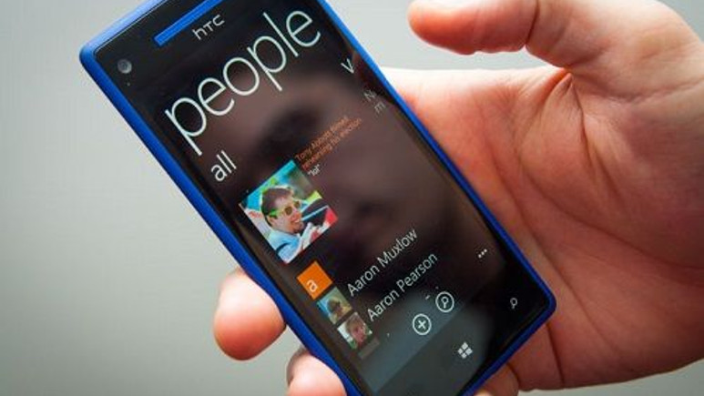 HTC 8X yakında Windows 10 Mobile Teknik Önizleme programına dahil edilecek