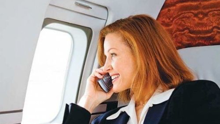 Uçakta 'cep telefonu' kullanımı mümkün hale geliyor!