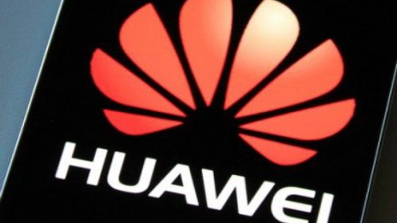 Huawei sürgülü kameraya sahip bir akıllı telefon hazırlıyor!