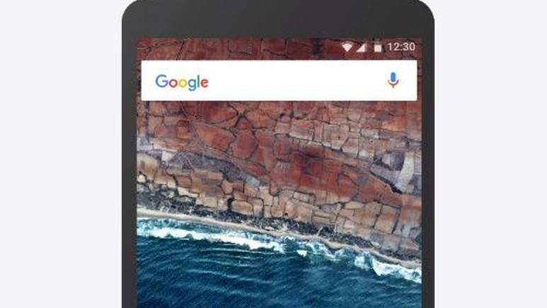 Google Now arama çubuğu renkleniyor! (Video)
