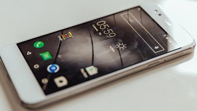 Gigaset'ten 5GB RAM'e sahip akıllı telefon: Gigaset ME Pro