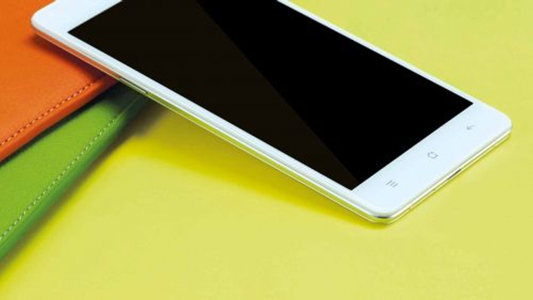 Oppo R7 Lite Resmiyet Kazandı