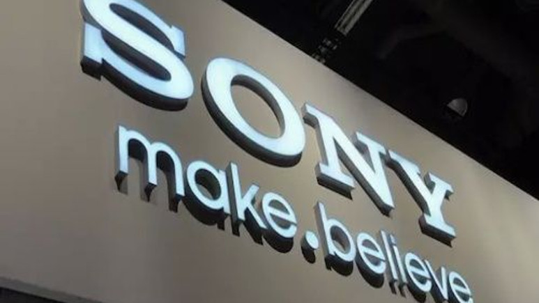 Sony Xperia Z5 Compact açılış animasyonu