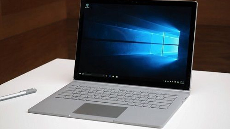 Intel Core i7 ve 1 TB SSD’li Surface Book’un fiyatı el yakıyor