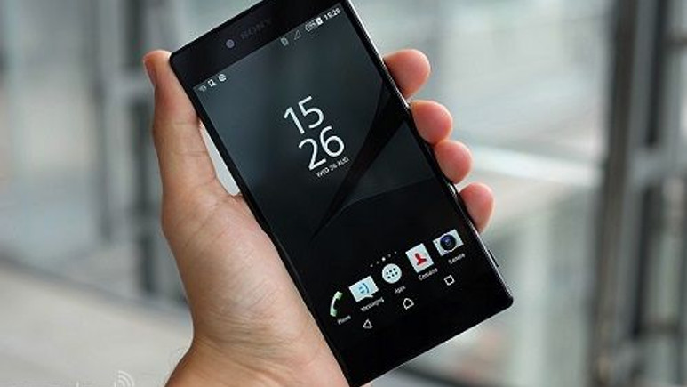 Xperia Z5 Premium ilk güncellemesini aldı