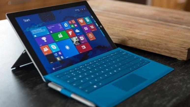 Surface Pro 4 için yeni bir televizyon reklamı yayınladı