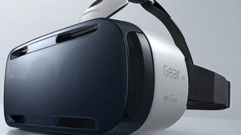 Yenilenen Samsung Gear VR ön siparişte