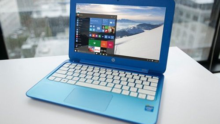 Windows 10 ilk büyük güncellemesini almaya başladı